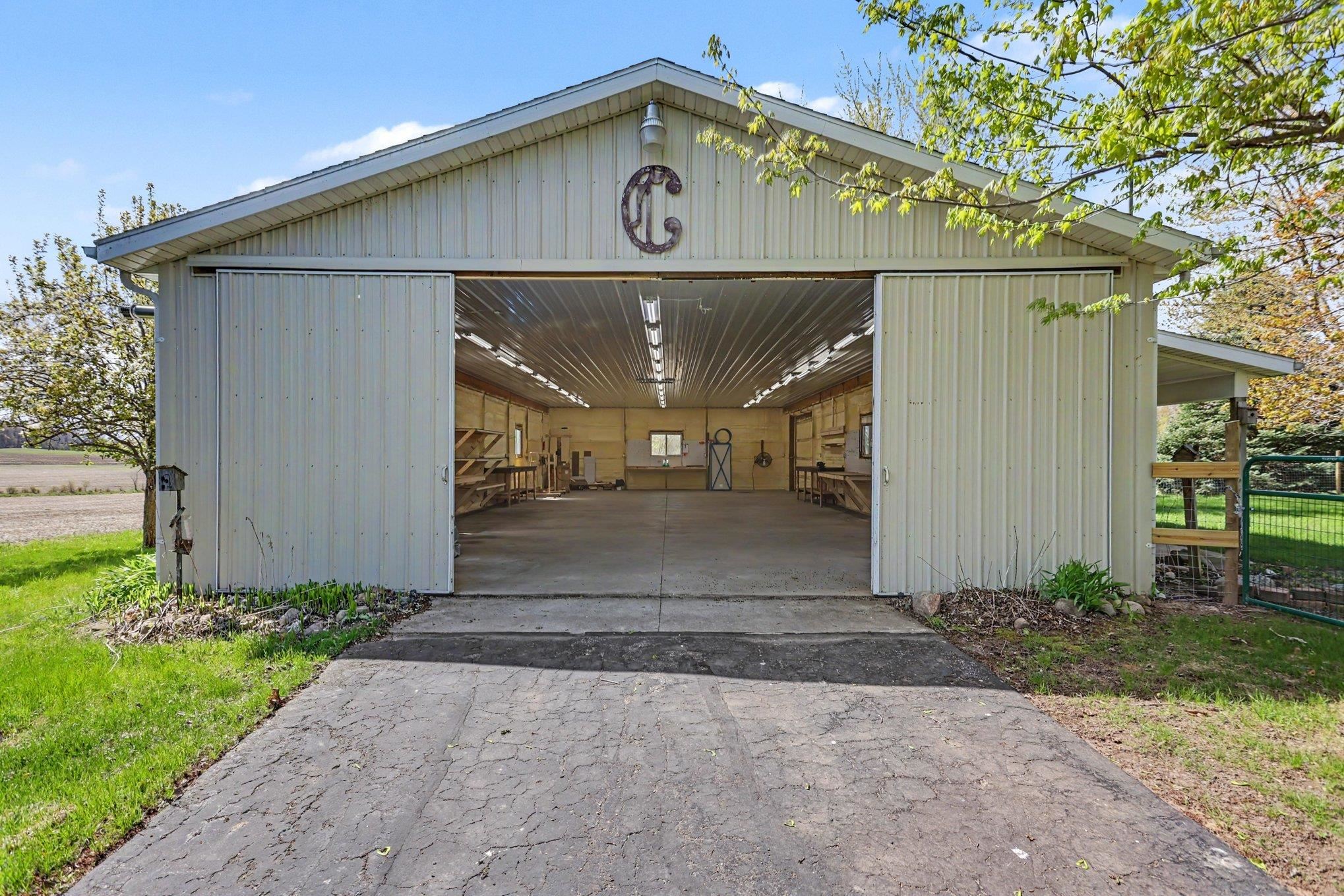 7141 West Pleasant Valley Road Blanchard, MI 49310 - Photo 28 of 43