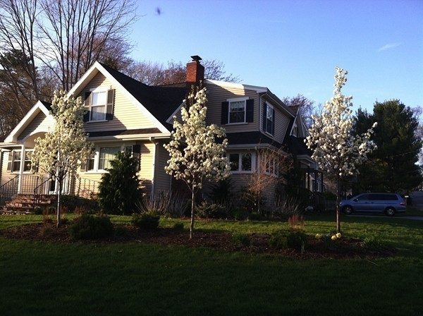 65 Macon Road Burlington, MA 01803 - Photo 1 of 30 Gallery Image 1