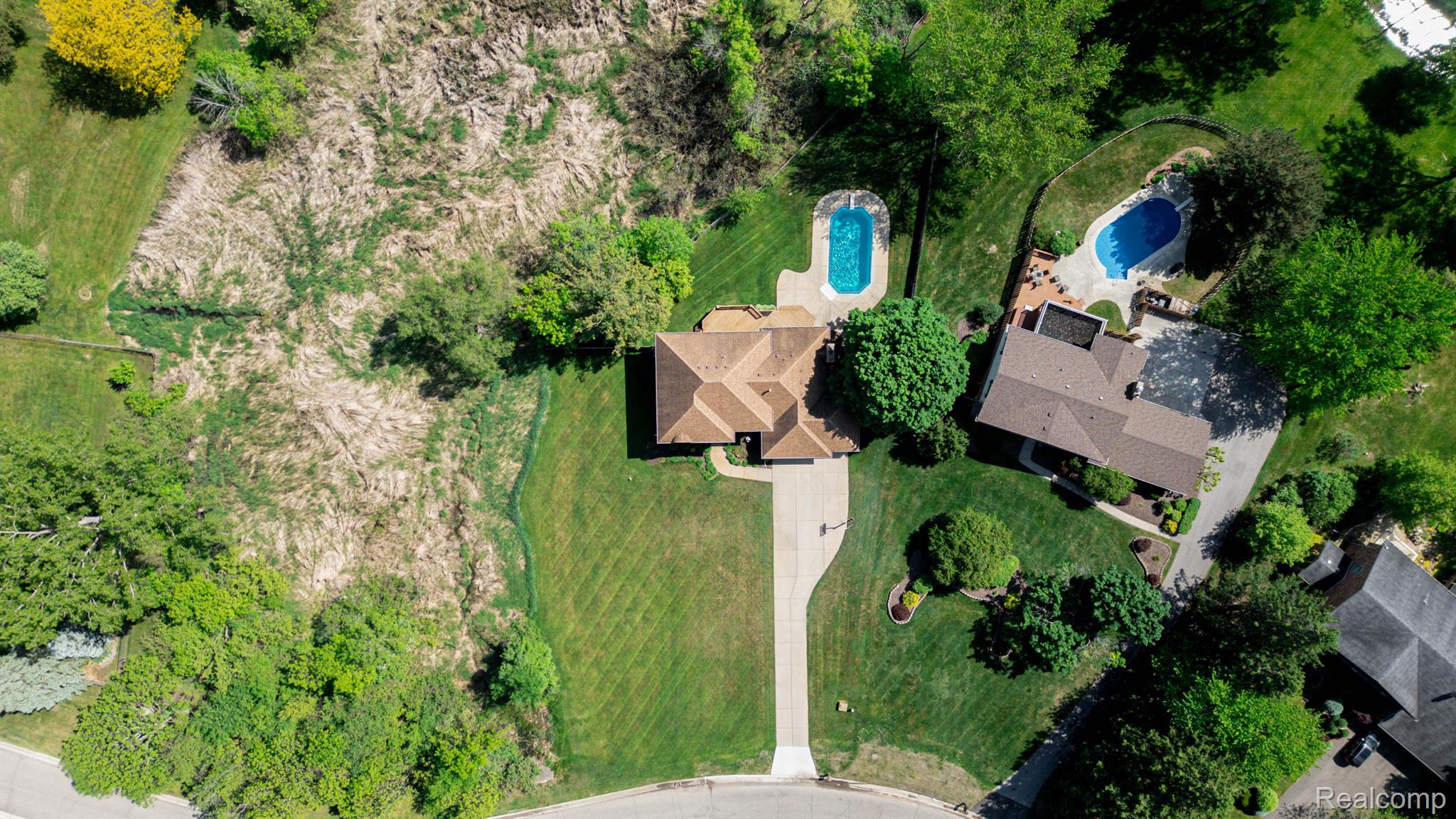 6387 Kings Bridge Road Grand Blanc, MI 48439 - Photo 3 of 29 Gallery Image 3