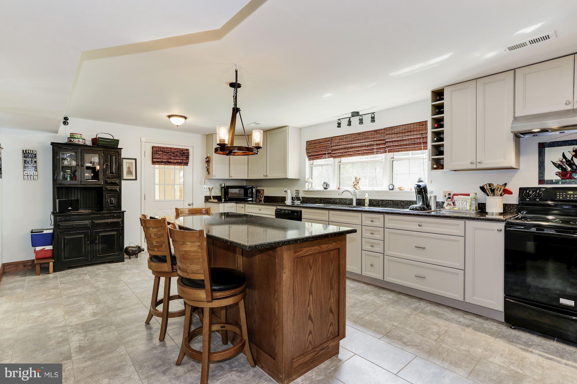 5916 Tyler Road Deale, MD 20751 - Photo 11 of 29 New kitchen
