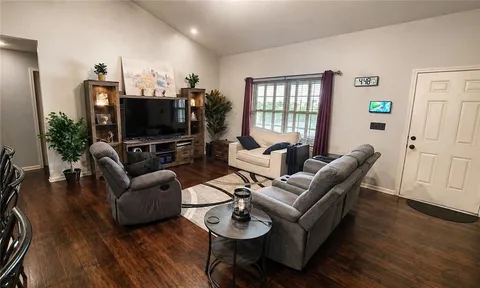 $435,000 | 530 South Maple Street, Gardner, KS 66030