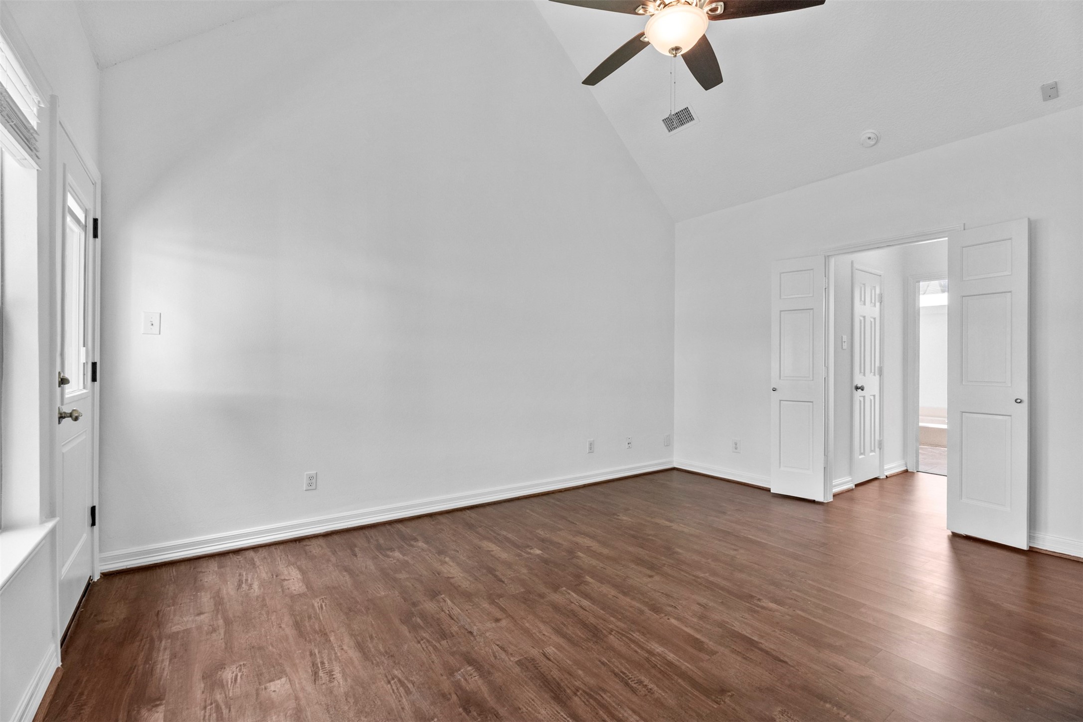7635 Ameswood Road Houston, TX 77095 - Photo 21 of 39 Primary bedroom