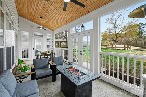 $549,000 | 9152 Snow Hill Court, Charlotte, NC 28269