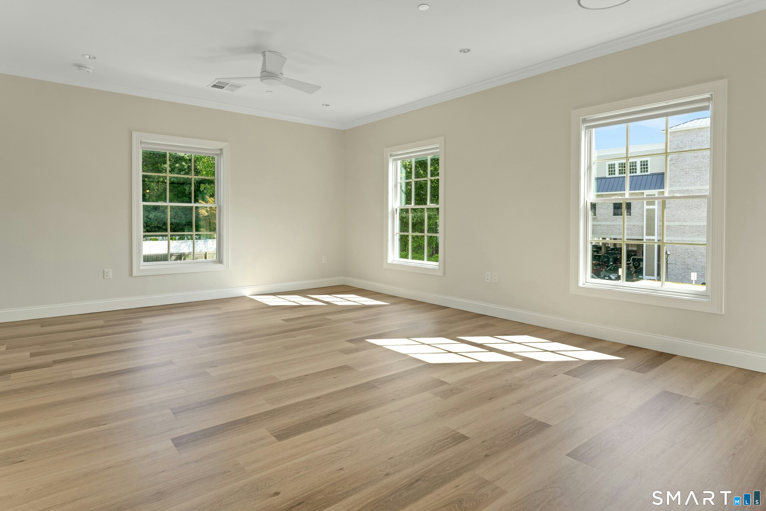 440 Heights Road, Unit 201 Darien, CT 06820 - Photo 4 of 11 Gallery Image 4