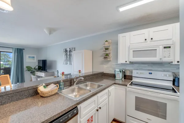 $425,000 | 8730 Thomas Drive, Unit 409, Panama City Beach, FL 32408