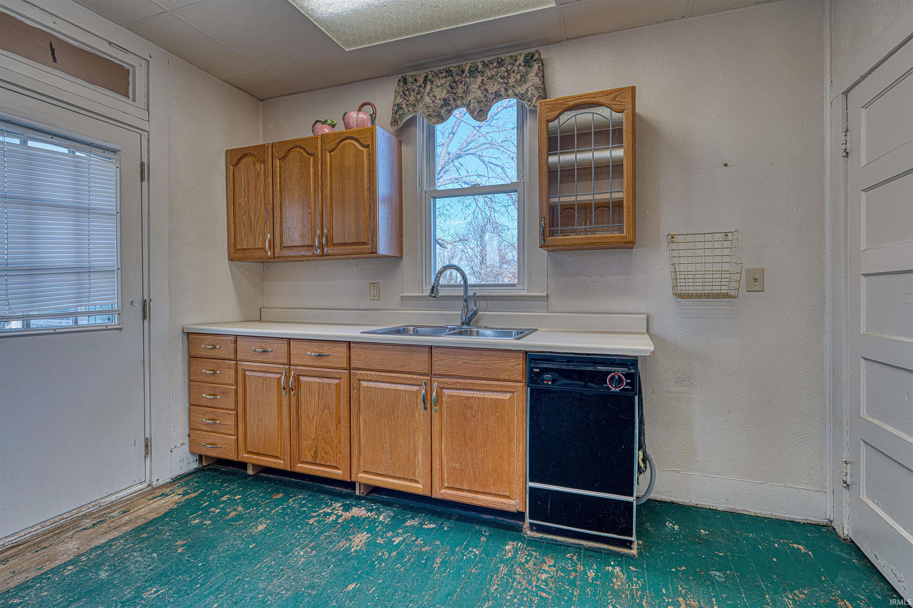 2925 West Mill Road Evansville, IN 47720 - Photo 4 of 16