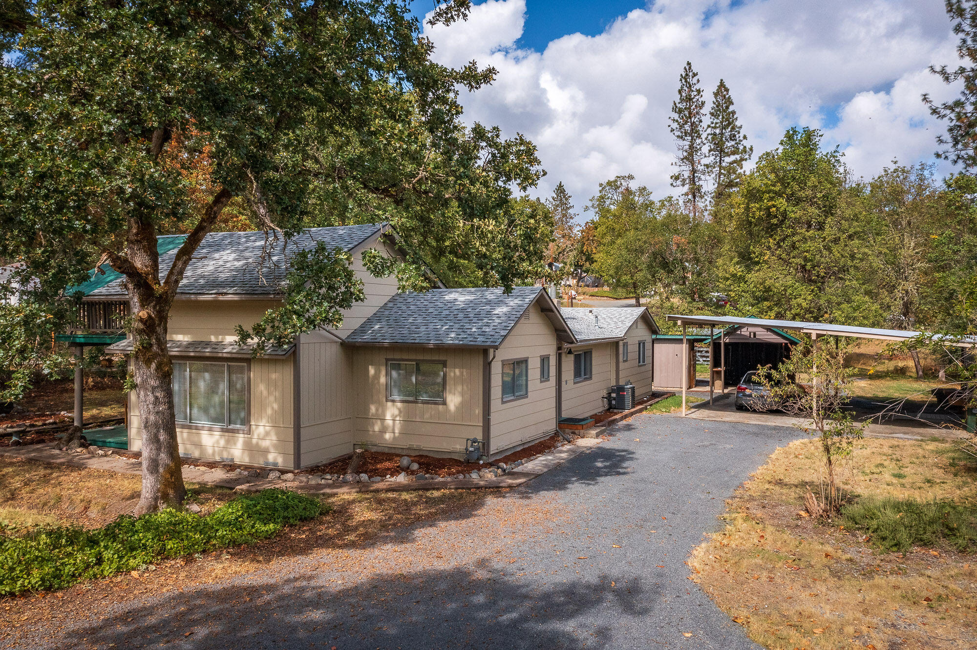 444WalkerRd-Aerialshots-004