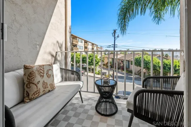 a car parked in front of a building