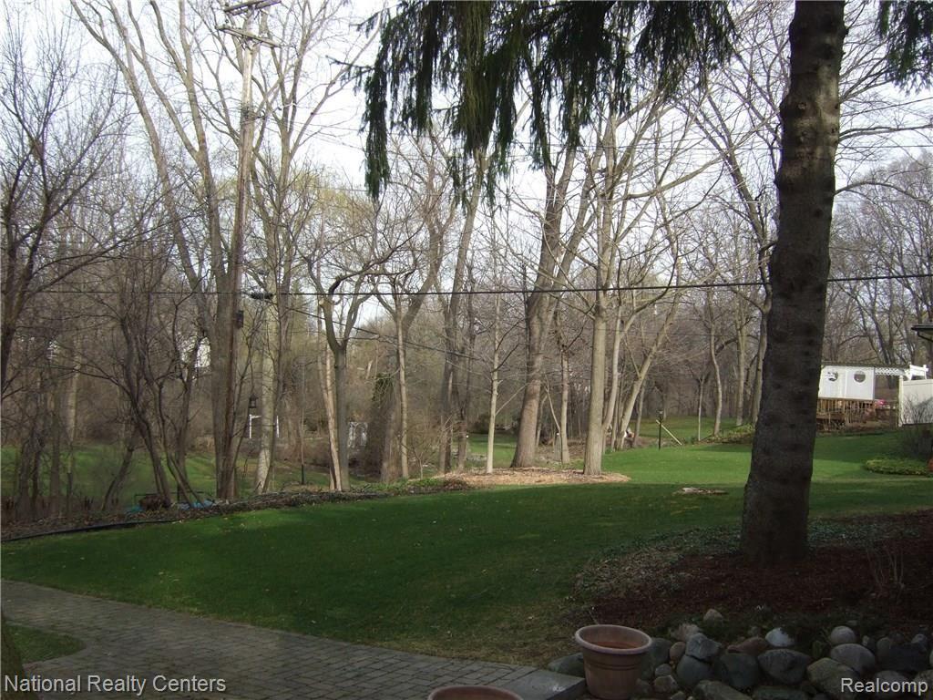 16223 Riverside Street Livonia, MI 48154 - Photo 52 of 62