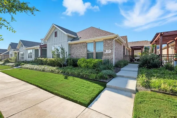 $2,595 | 1029 3rd Street, Argyle, TX 76226