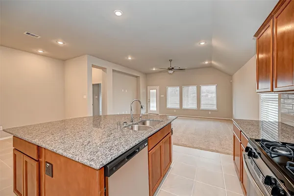 $2,695 | 1535 Munson Valley Road, Richmond, TX 77406