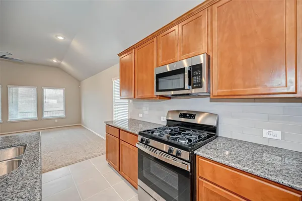 $2,695 | 1535 Munson Valley Road, Richmond, TX 77406