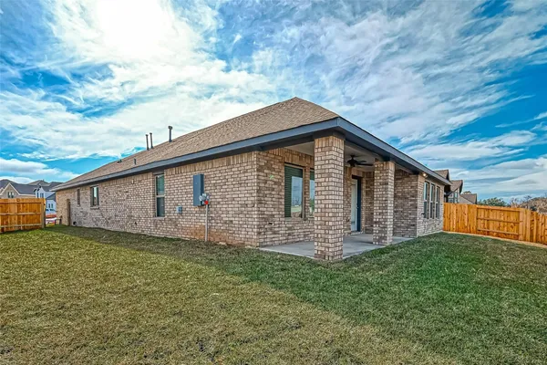 $2,695 | 1535 Munson Valley Road, Richmond, TX 77406