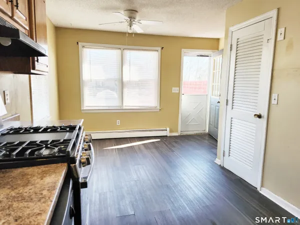 $3,000 | 164 Meadowview Avenue, Stratford, CT 06615