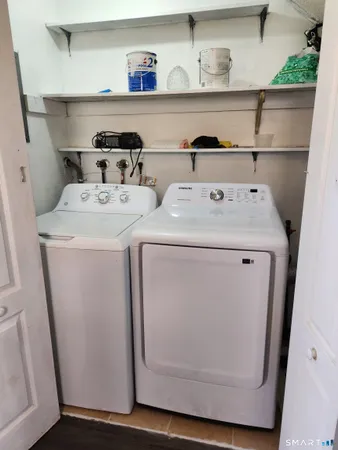 $3,000 | 164 Meadowview Avenue, Stratford, CT 06615