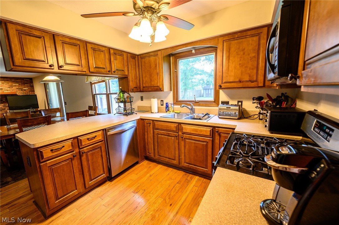 2825 Reeves Road Willoughby, OH 44094 - Photo 7 of 29 Gallery Image 7