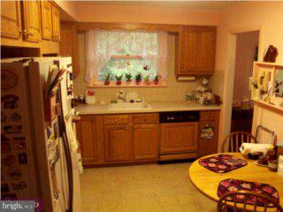 403 Brookwood Road Wayne, PA 19087 - Photo 3 of 4