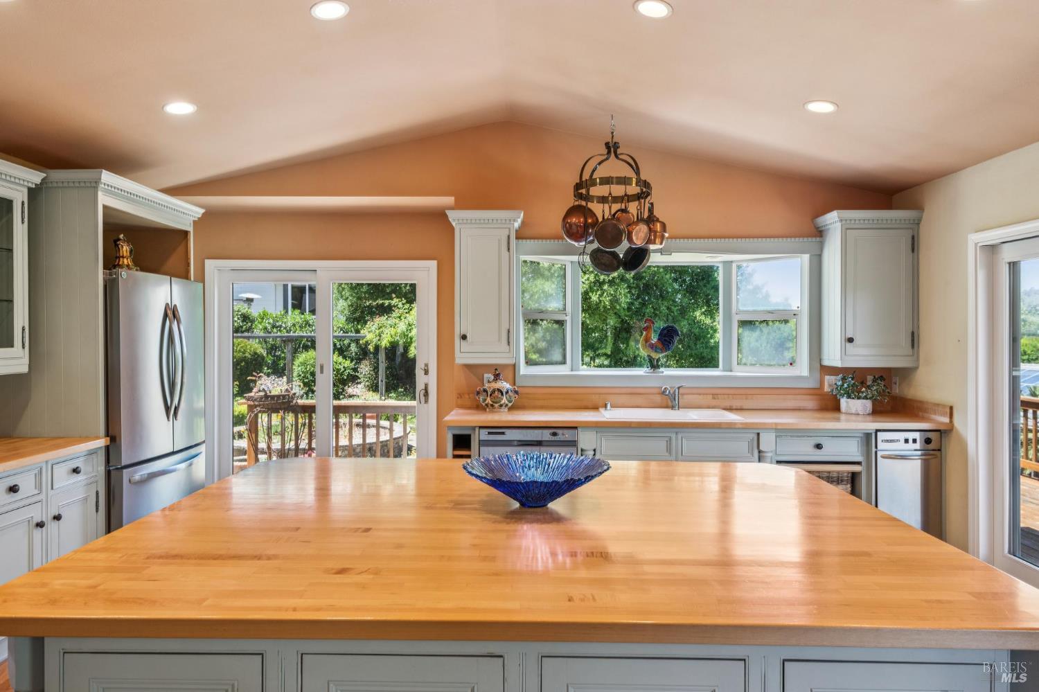 425 Oak Point Place Santa Rosa, CA 95409 - Photo 22 of 59