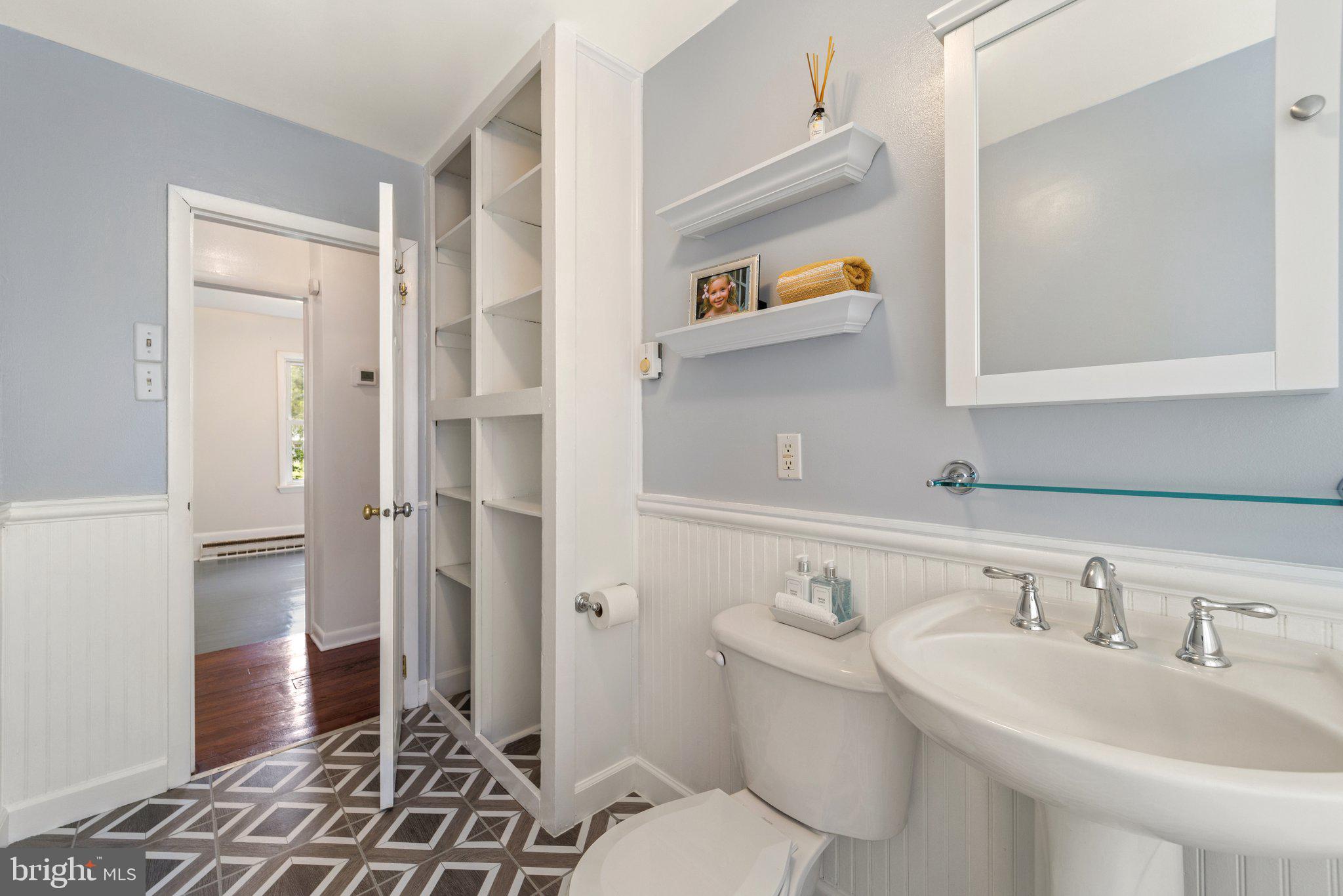 1157 Delaplane Grade Road Upperville, VA 20184 - Photo 8 of 12 Gallery Image 8