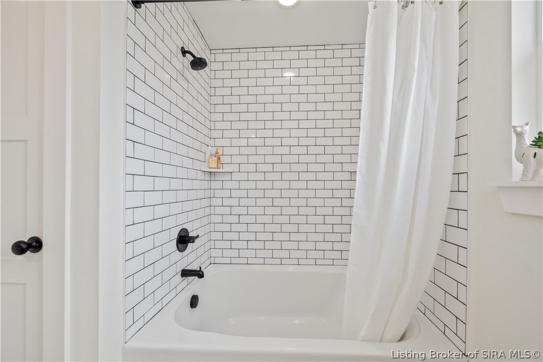 6019 Crestview Lane Georgetown, IN 47122 - Photo 19 of 38