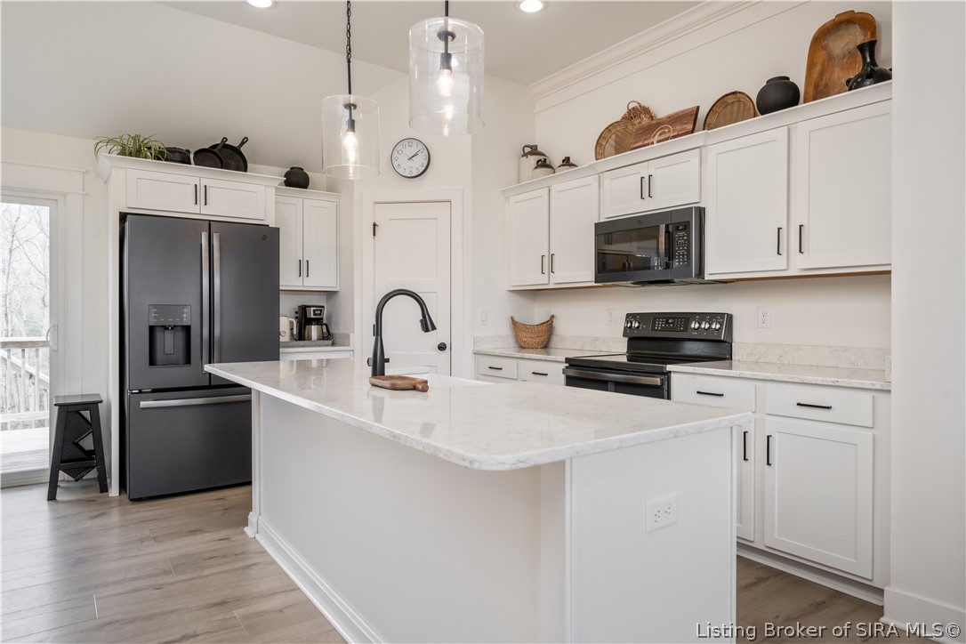 6019 Crestview Lane Georgetown, IN 47122 - Photo 8 of 38