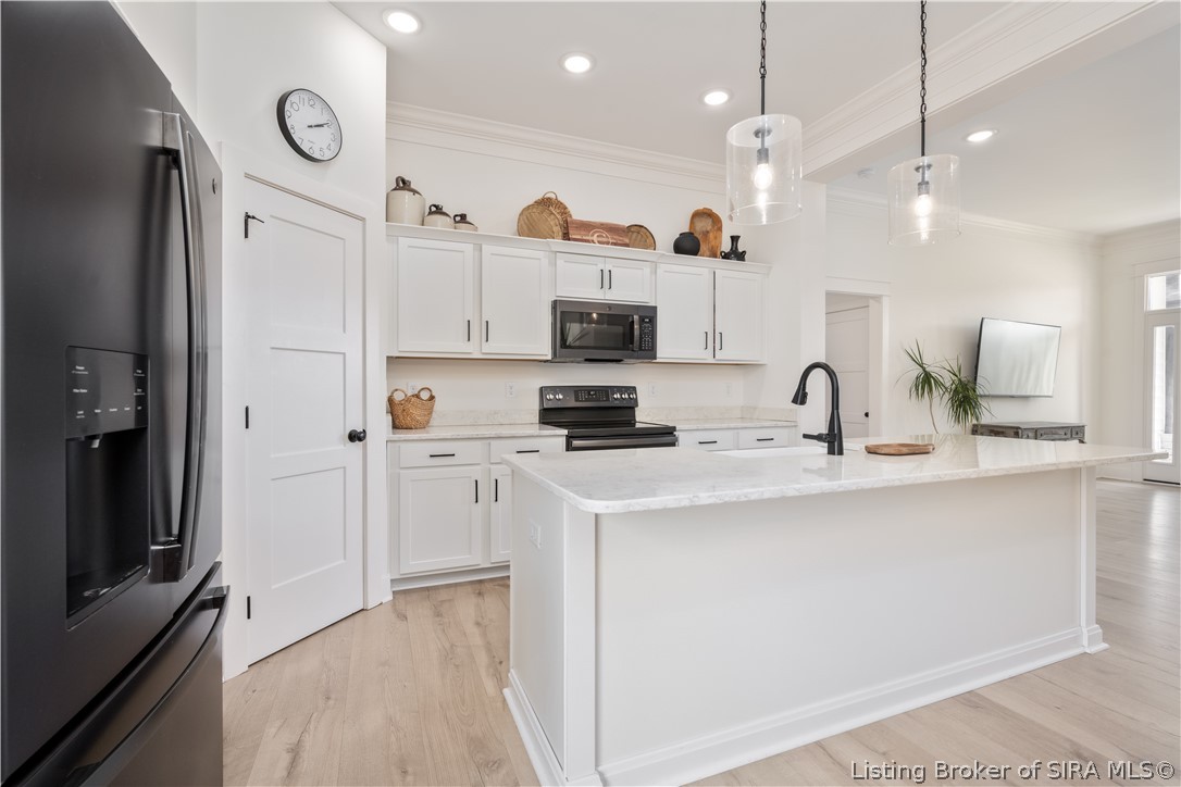 6019 Crestview Lane Georgetown, IN 47122 - Photo 9 of 38