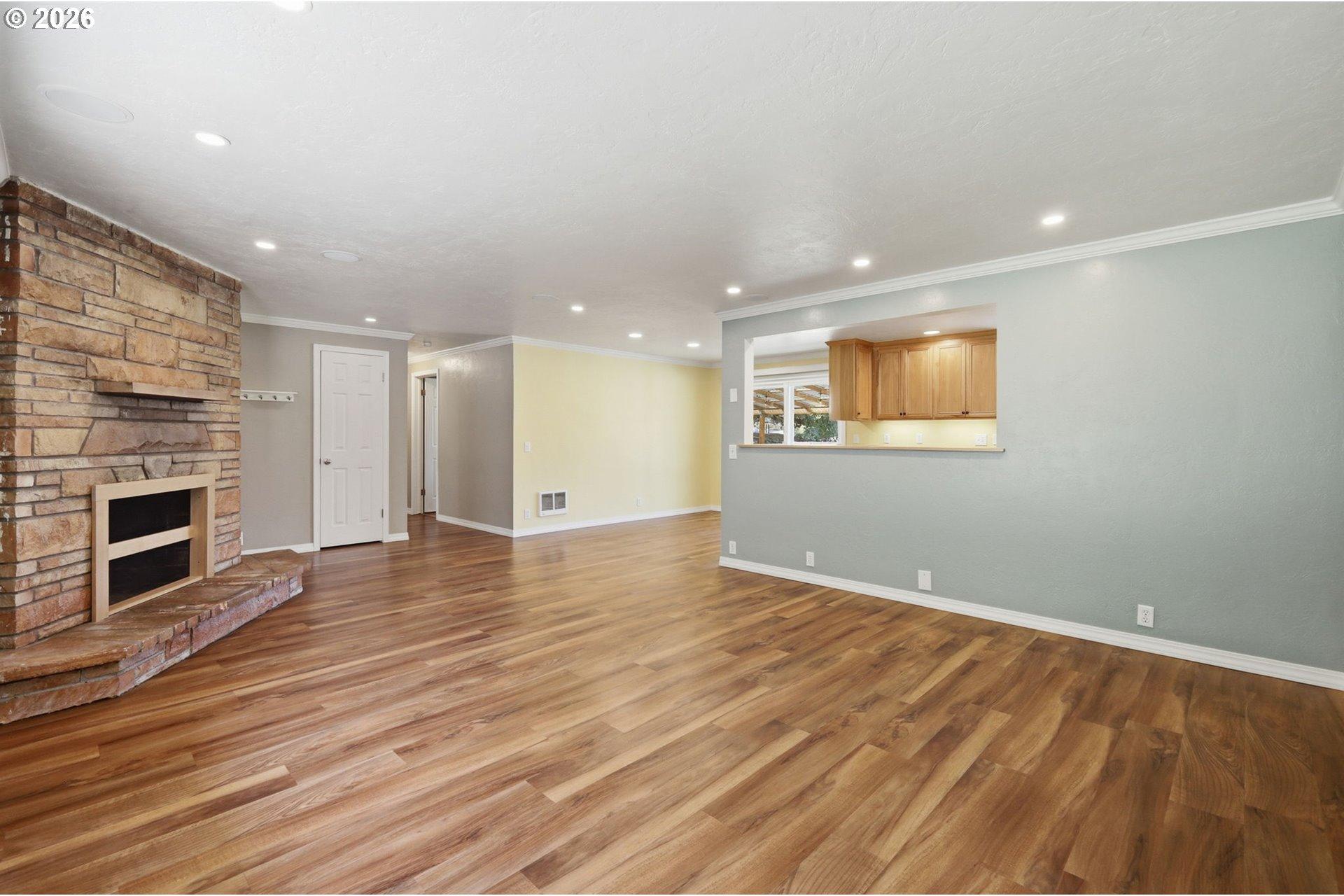 3930 Hayden Bridge Road Springfield, OR 97477 - Photo 8 of 44 Gallery Image 8