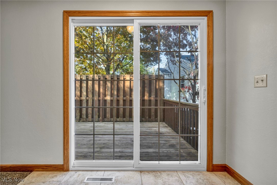 503 Churchill Road Youngstown, OH 44505 - Photo 15 of 32 Sliding glass doors to back deck