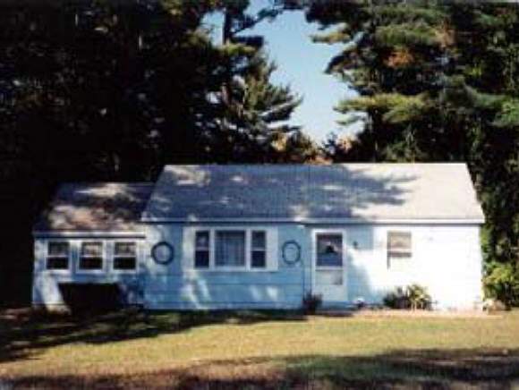 46 Walnut Hill Road Derry, NH 03038 - Photo 1 of 1