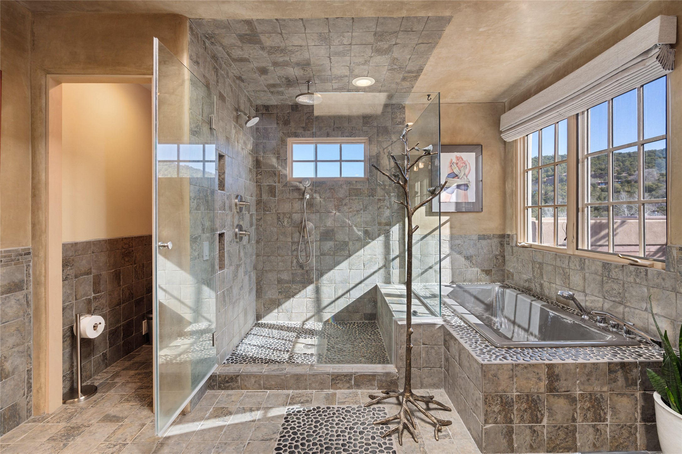 1204 Bandolina Road Santa Fe, NM 87501 - Photo 23 of 69 Primary bathroom