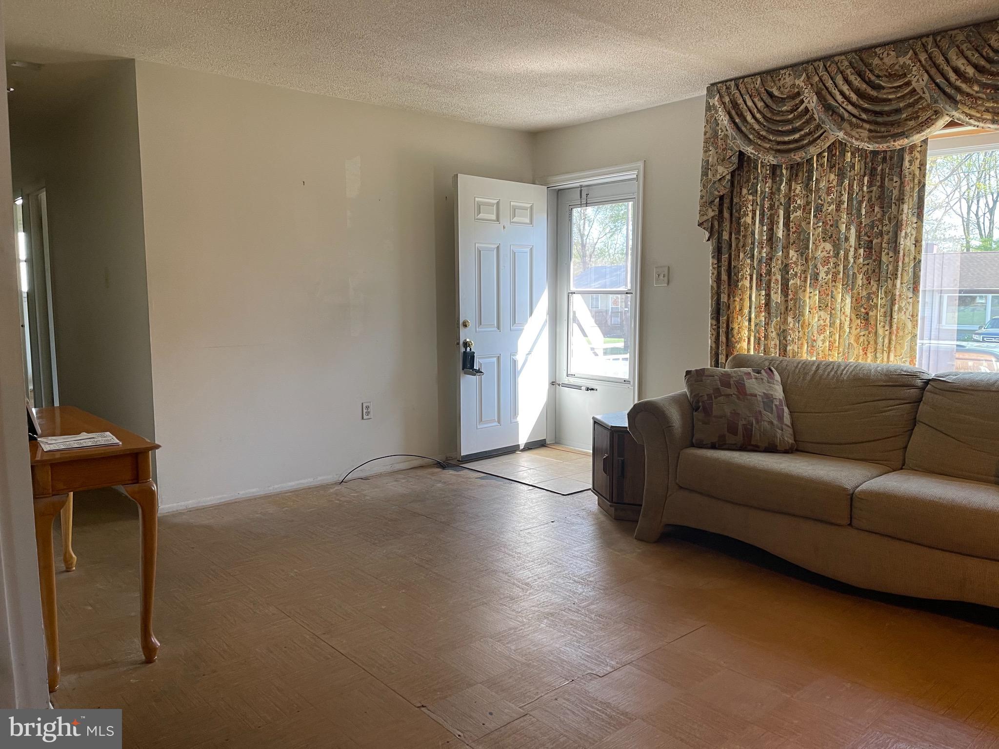 302 Hammershire Road Reisterstown, MD 21136 - Photo 9 of 21