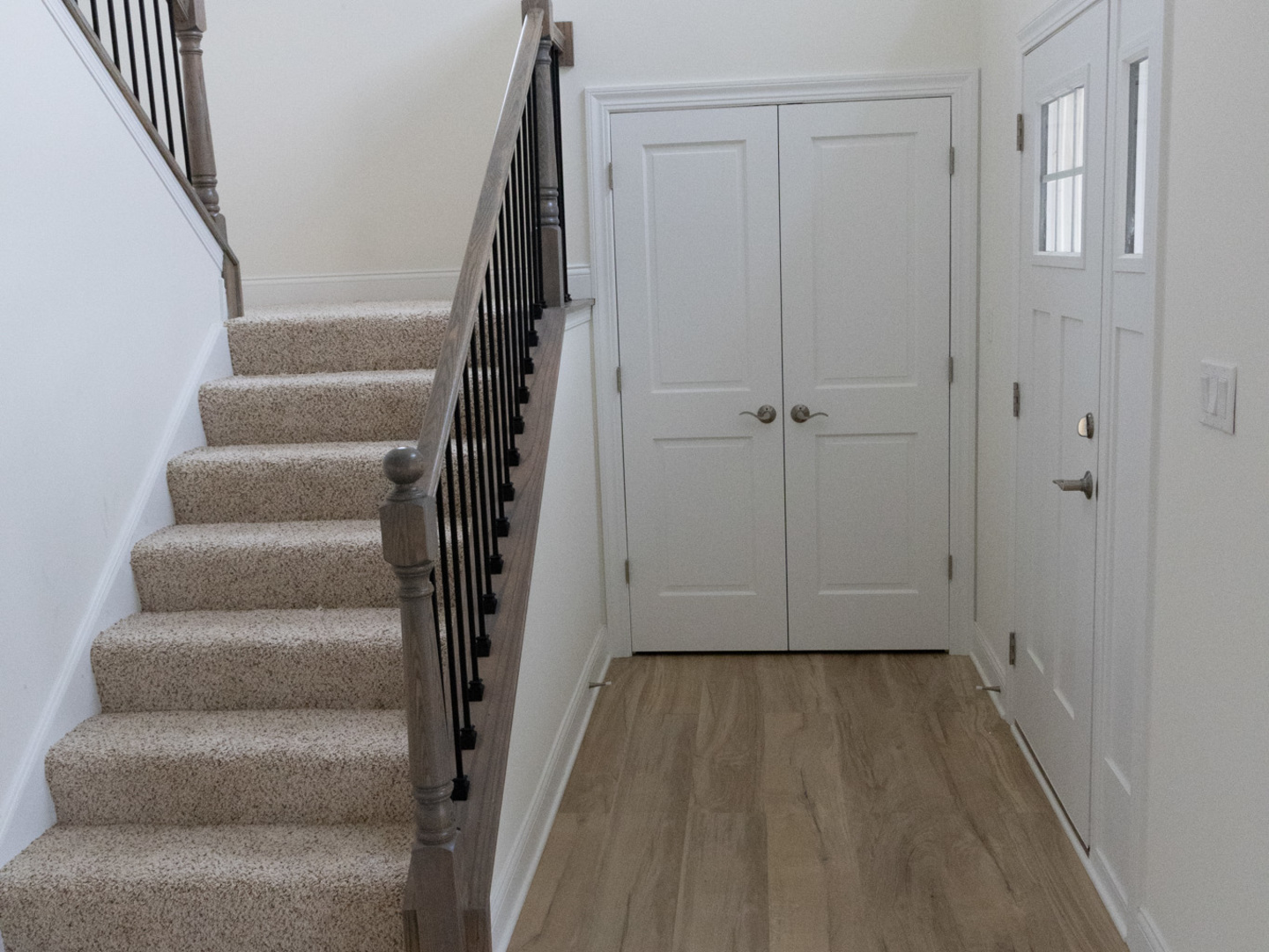 1429 Parliament Street Crete, IL 60417 - Photo 7 of 23