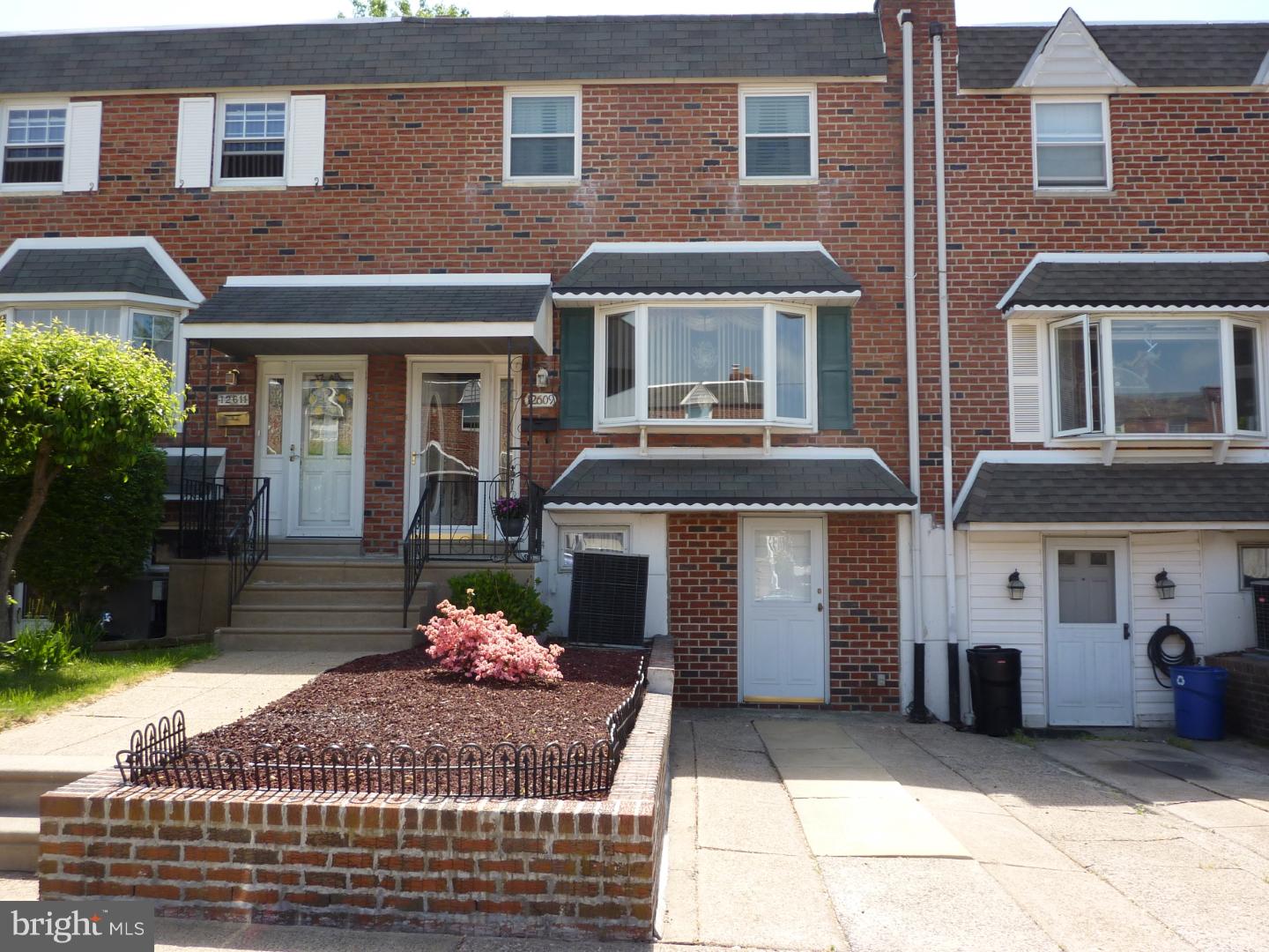 12609 Calpine Road Philadelphia, PA 19154 - Photo 1 of 16