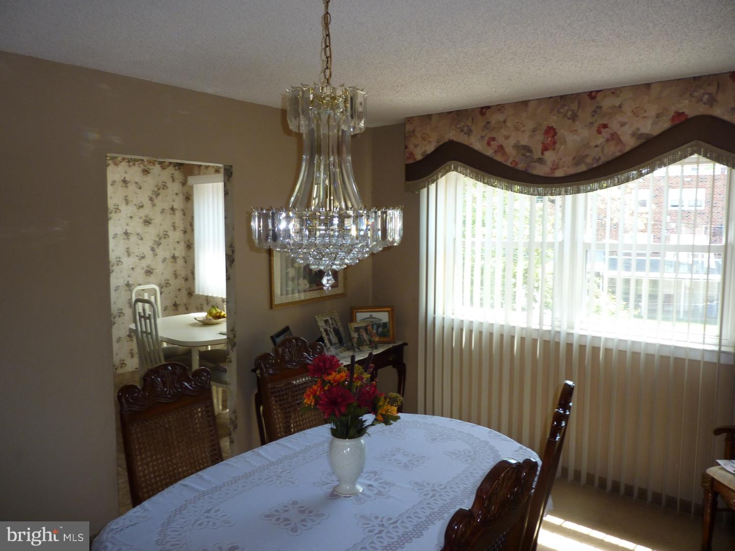 12609 Calpine Road Philadelphia, PA 19154 - Photo 5 of 16