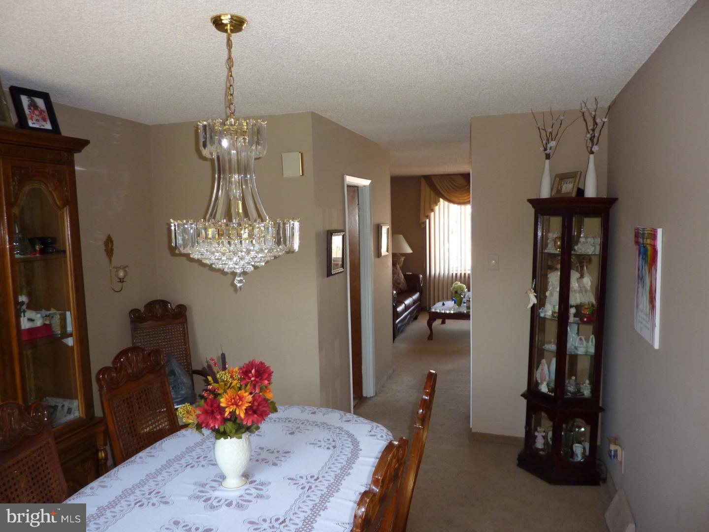 12609 Calpine Road Philadelphia, PA 19154 - Photo 8 of 16