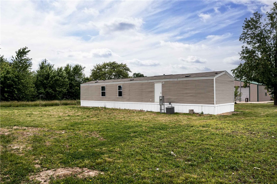 3132 East 580 North Road Stewardson, IL 62463 - Photo 4 of 19