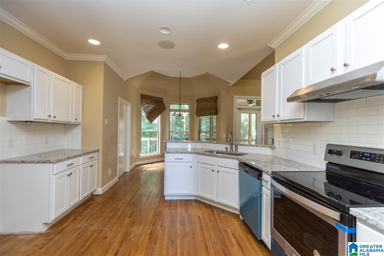 8470 Shoreside Lane Helena, AL 35022 - Photo 16 of 48