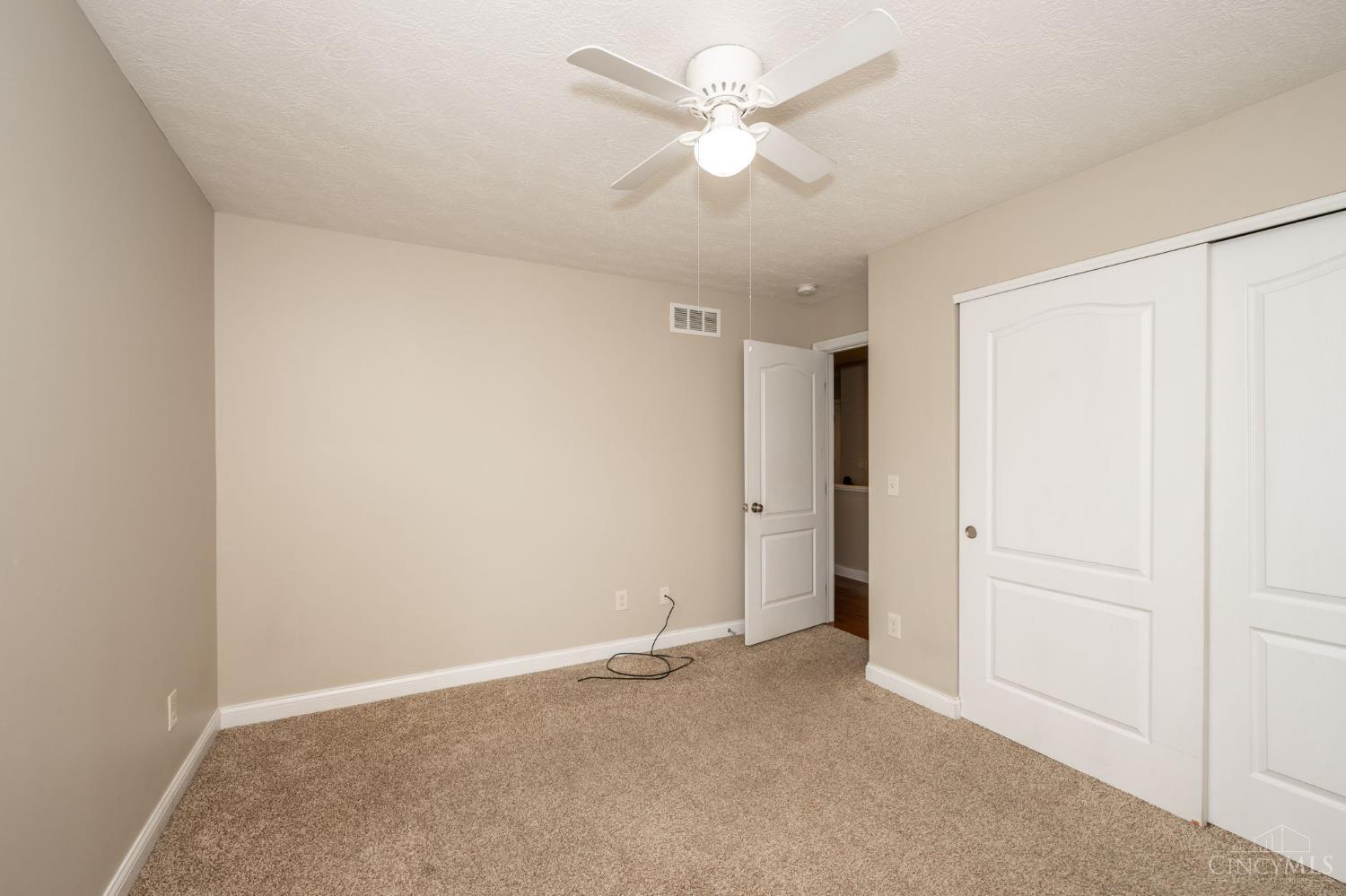 5105 Valley Ridge Road Cincinnati, OH 45247 - Photo 16 of 37 Gallery Image 16