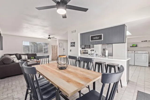 $8,995 | 114 West Hunter Street, Mesa, AZ 85201