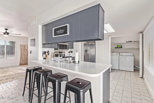 $8,995 | 114 West Hunter Street, Mesa, AZ 85201