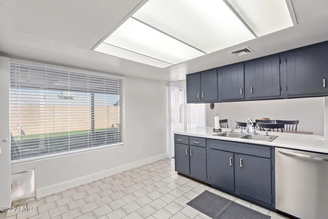 $8,995 | 114 West Hunter Street, Mesa, AZ 85201