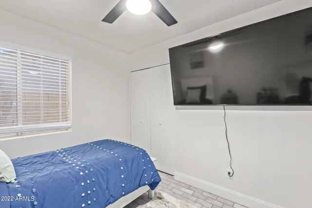 $8,995 | 114 West Hunter Street, Mesa, AZ 85201