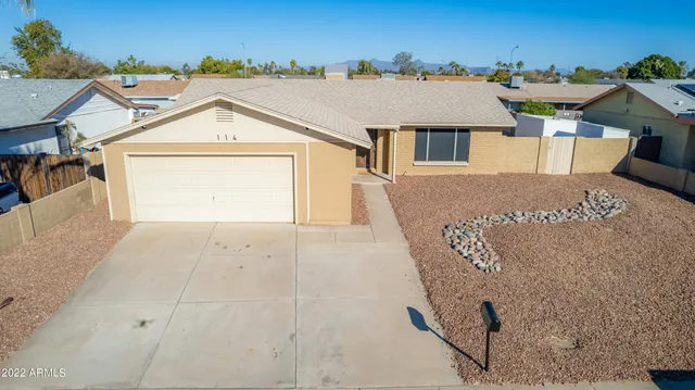$8,995 | 114 West Hunter Street, Mesa, AZ 85201