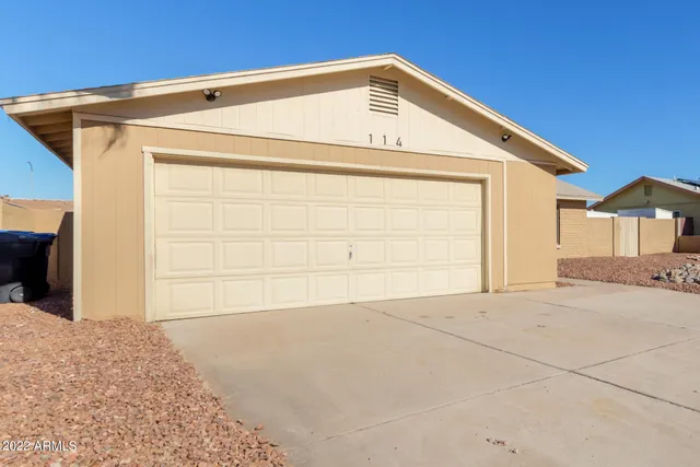 $8,995 | 114 West Hunter Street, Mesa, AZ 85201