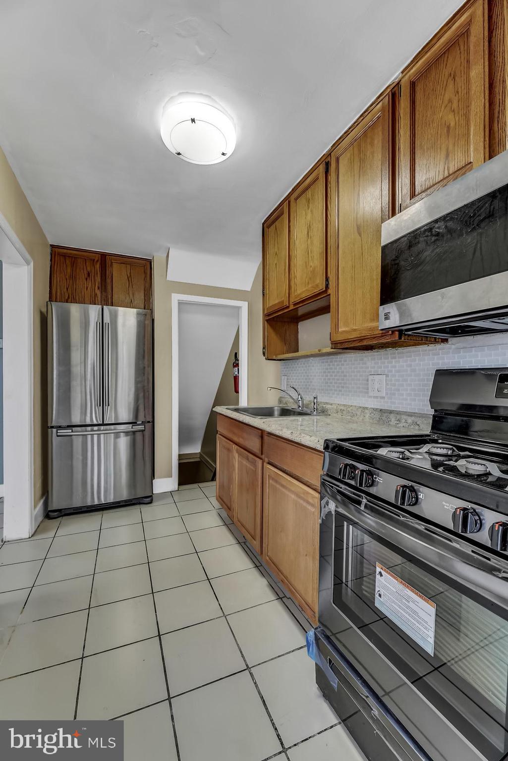 7921 Kavanagh Road Baltimore, MD 21222 - Photo 12 of 28 Kitchen