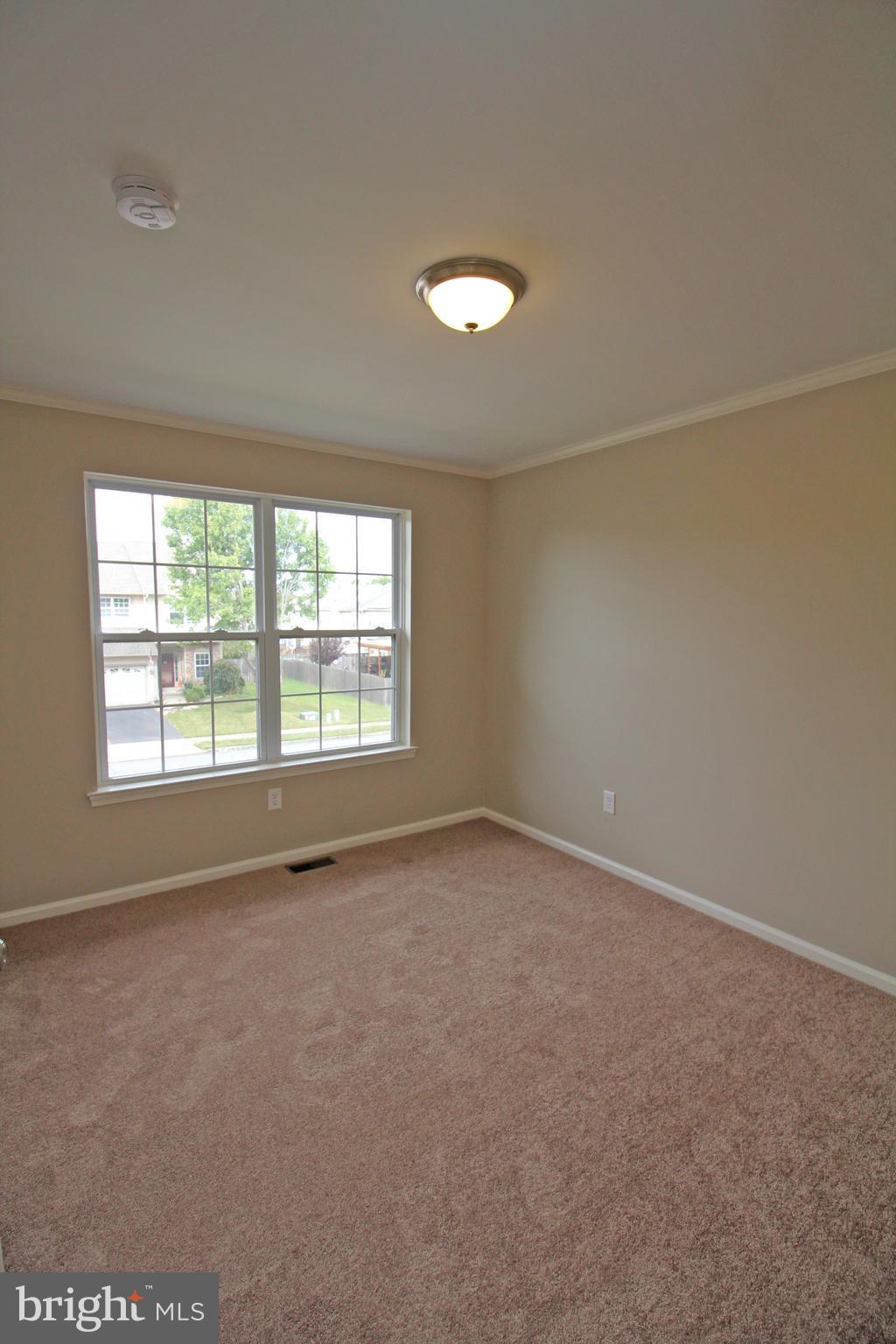 121 Wilson Lane Berlin, NJ 08009 - Photo 29 of 59 an empty room with a window