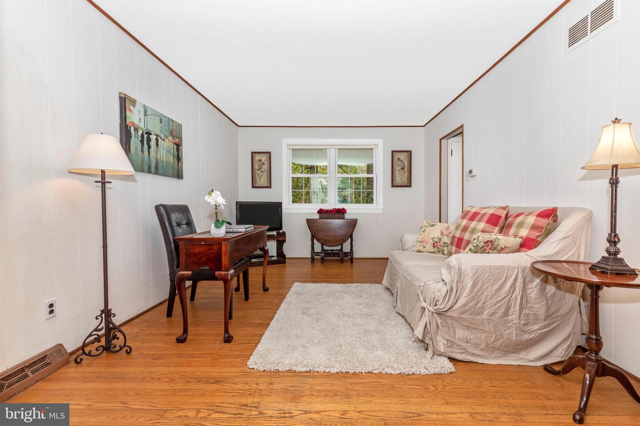 1656 Pembrook Road Ambler, PA 19002 - Photo 14 of 60 Family room