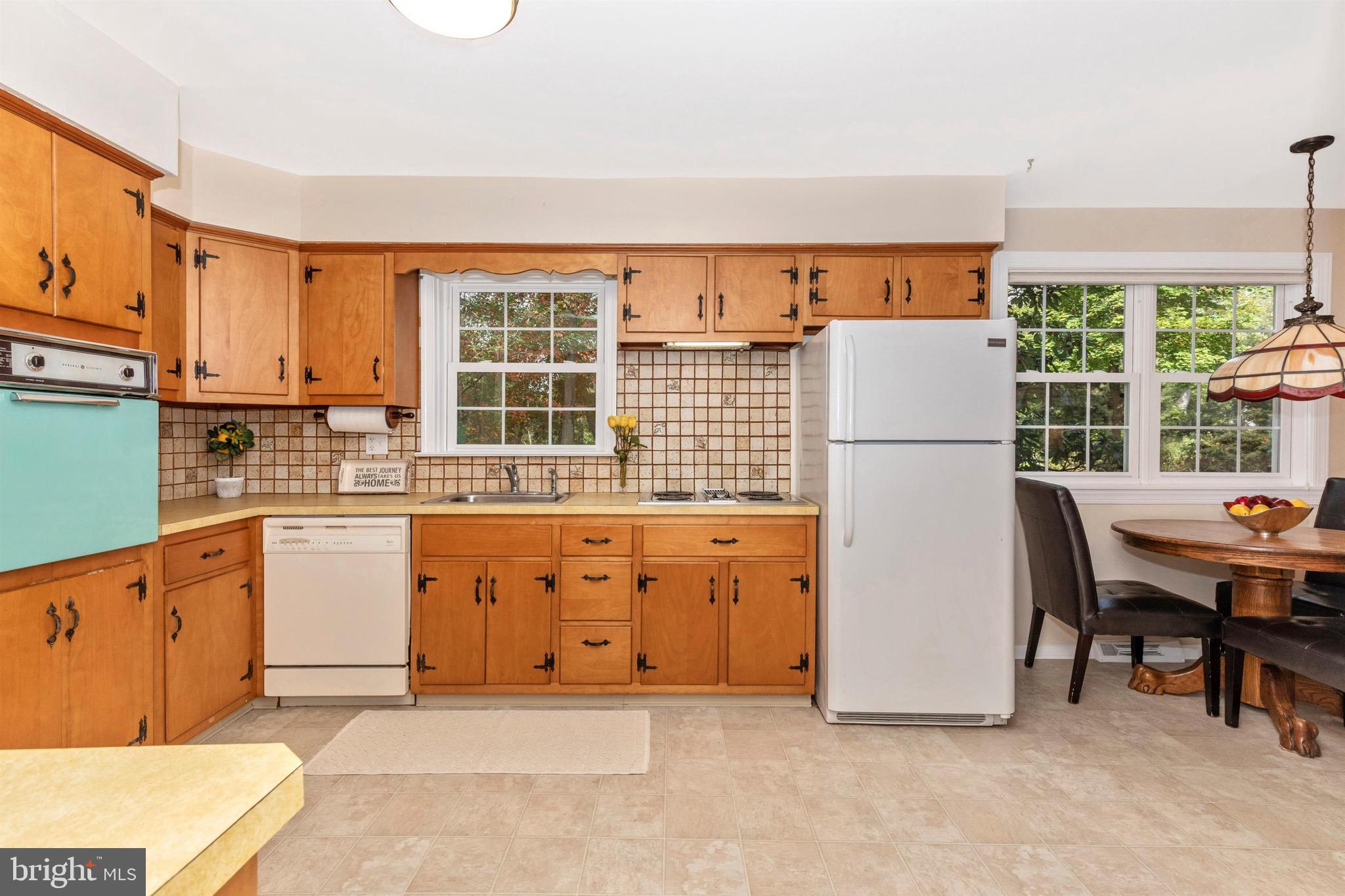 1656 Pembrook Road Ambler, PA 19002 - Photo 17 of 60 Kitchen