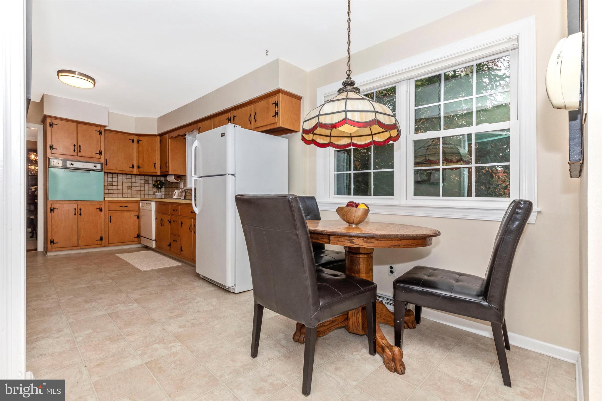 1656 Pembrook Road Ambler, PA 19002 - Photo 23 of 60 Kitchen