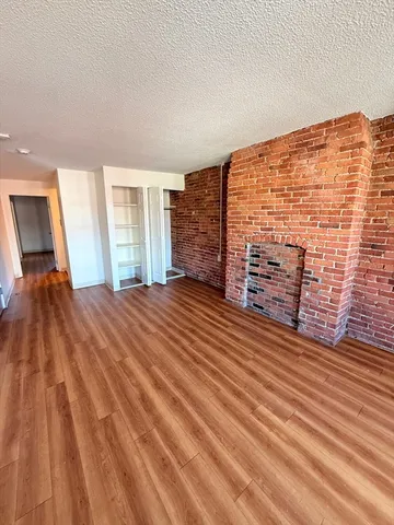 $2,850 | 66 Westland Avenue, Unit 205, Boston, MA 02115